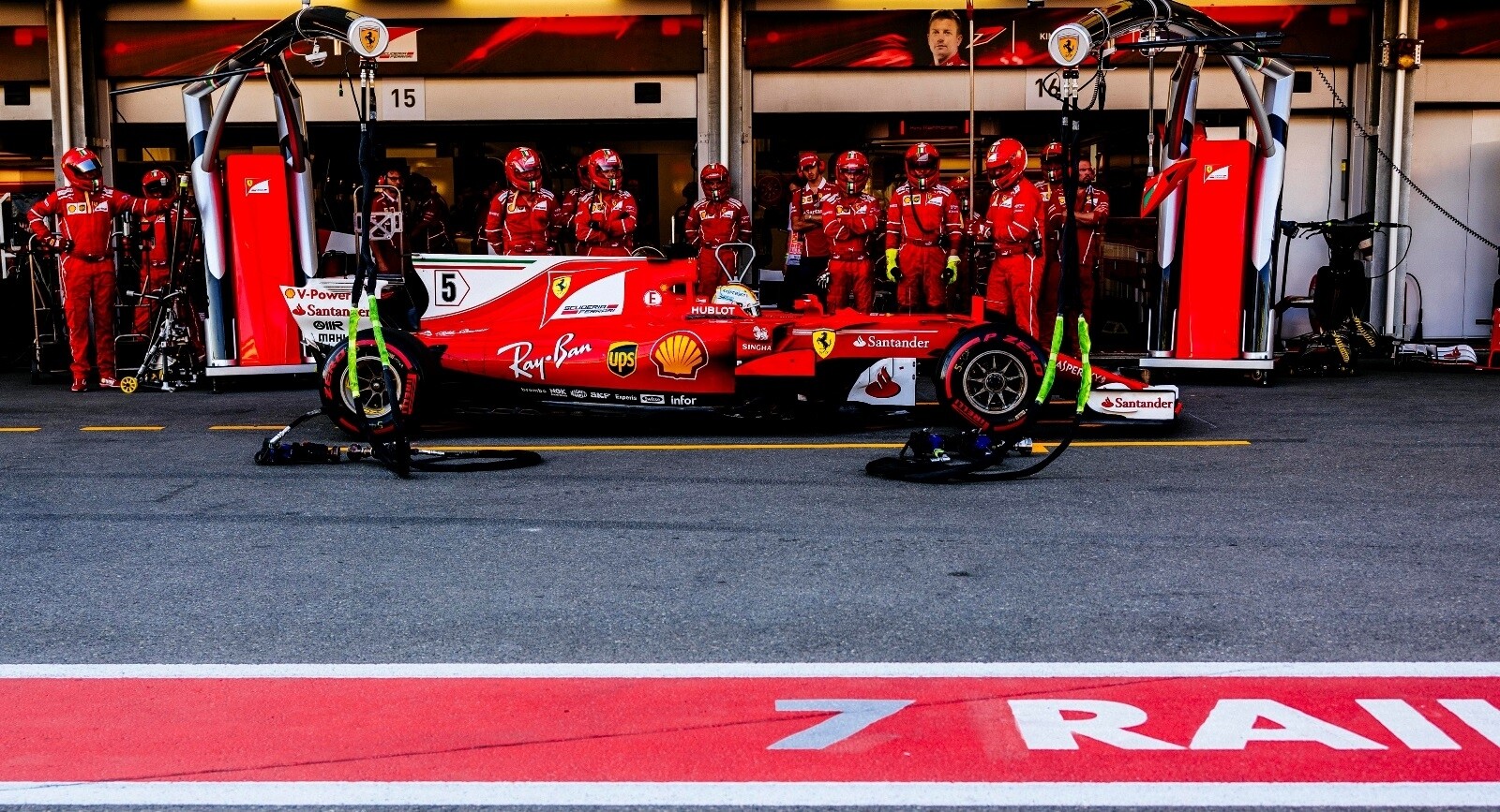 vettel_aze