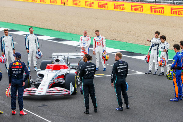 F1 2022 prototype - header