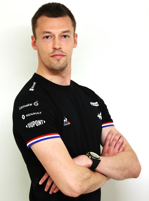kvyat-alpine-2