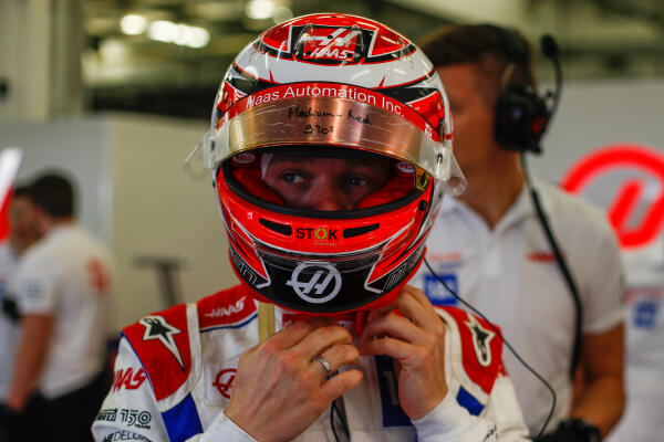 magnussen-helm-bahrein