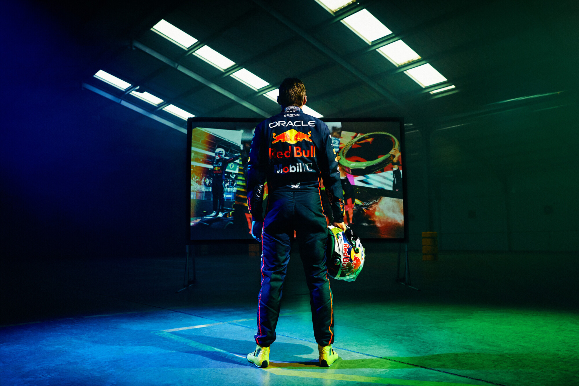 Max Verstappen speciale helm voor GP Brazilië (2)