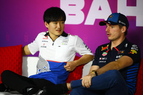 Verstappen Tsunoda persconferentie Bahrein