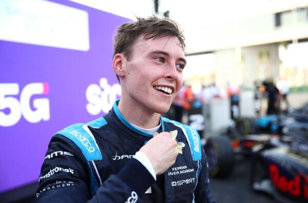 01-Marcus-Armstrong-DAMS-C-Formula-Motorsport-Limited