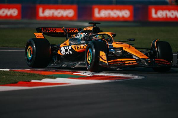 Piastri McLaren Mexico VT2