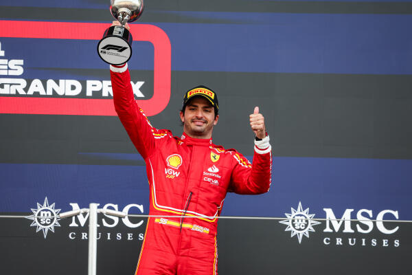 Carlos Sainz podium Japan 2024