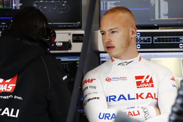 Nikita Mazepin op de donderdag tijdens testdagen Barcelona 2022