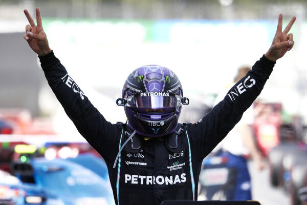 Hamilton-mercedes-spanje-2021