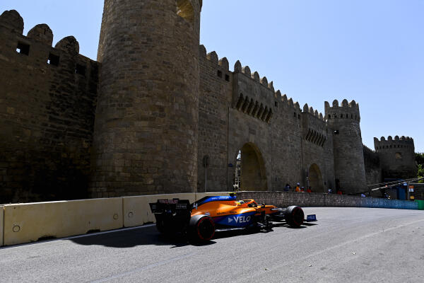 3-friday-baku