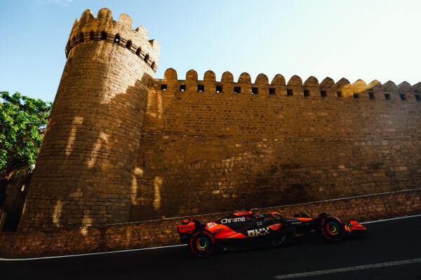 Piastri McLaren Baku Azerbeidzjan