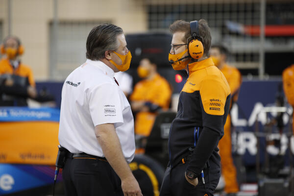 Zak Brown Andreas Seidl Bahrein GP