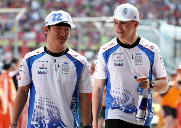 Isack Hadjar en Yuki Tsunoda China