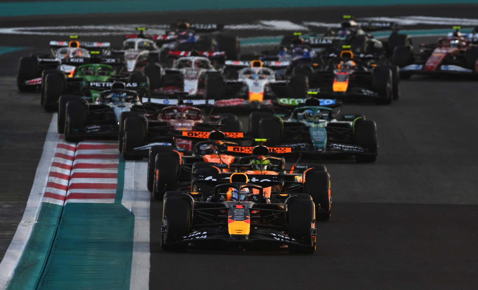F1 Grand Prix van Abu Dhabi 2025 - Start (2)