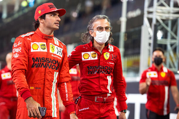 Sainz Abu Dhabi 2021 - header